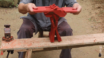 This is a GIF of a Lu Ban stool unfolding. 