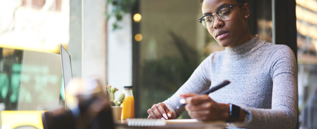 The Essential Year-End Financial Checklist: 14 Financial Tips to Ring In 2023