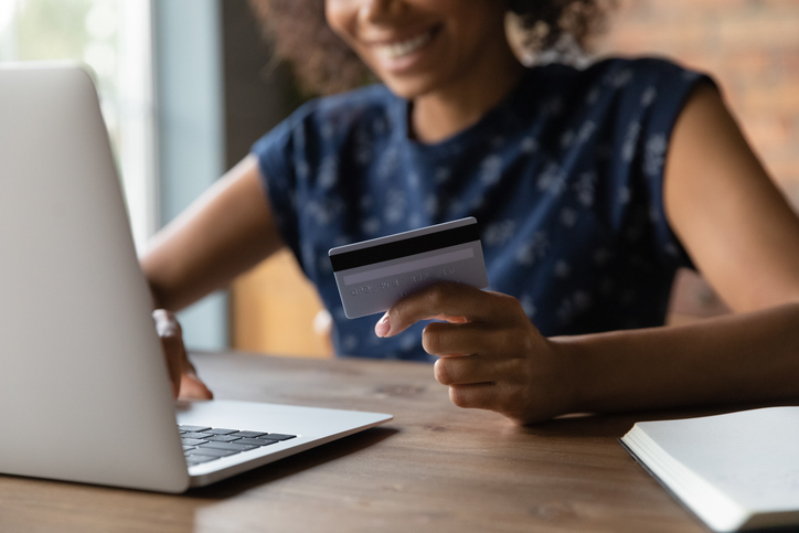 5 Ways Hiring an Event Planning Firm Will Save You Money