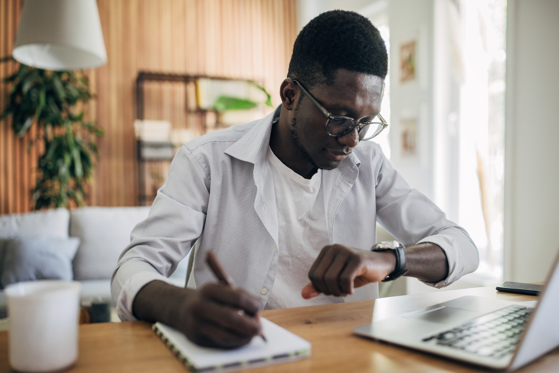 Stop Chasing Billable Hours: How Passive Timekeeping Simplifies Your Day