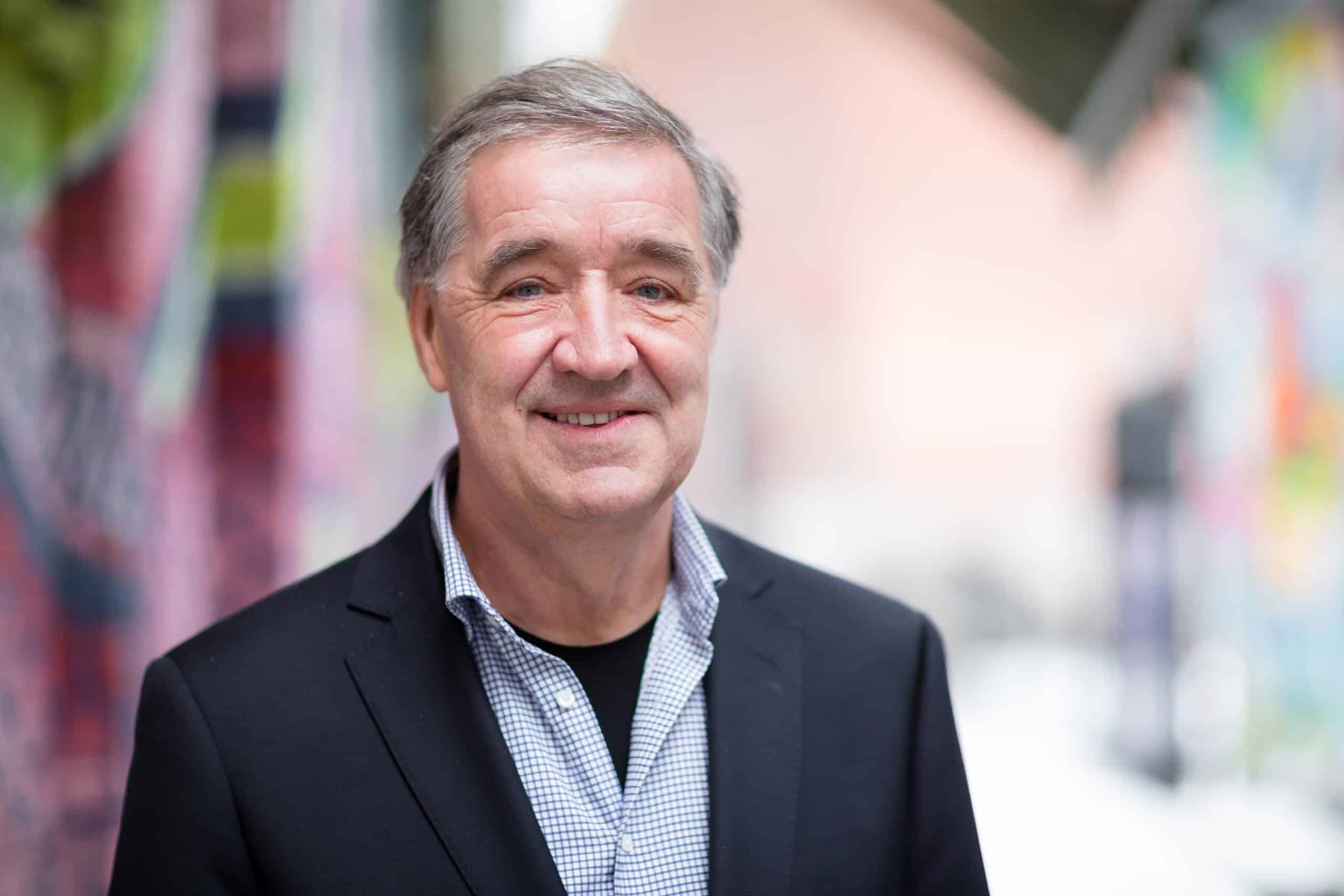 LinkedIn ekspert: Du finner LinkedIn profilen til Jan Sollid Storehaug på denne adressen: https://www.linkedin.com/in/storehaug/