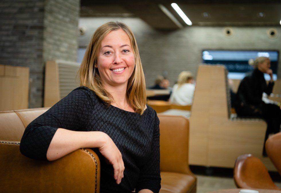 — De som kommer inn på jobbintervju har allerede gjort et godt inntrykk og bør helst vise motivasjon, faglig dyktighet og at de er lik den profilen vi ser etter for akkurat den stillingen, sier Karoline Nauste i DNB.