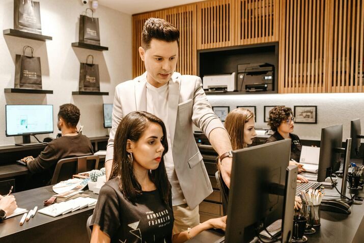 How Salesforce Field Service Management Transforms Operations